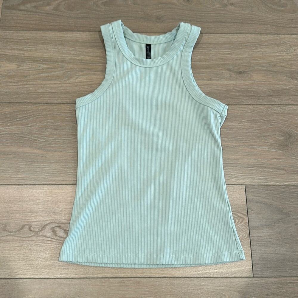 SAVVI Sage Green Ribbed‎ Polyester Layer Workout Active Casual Tank Top Size S